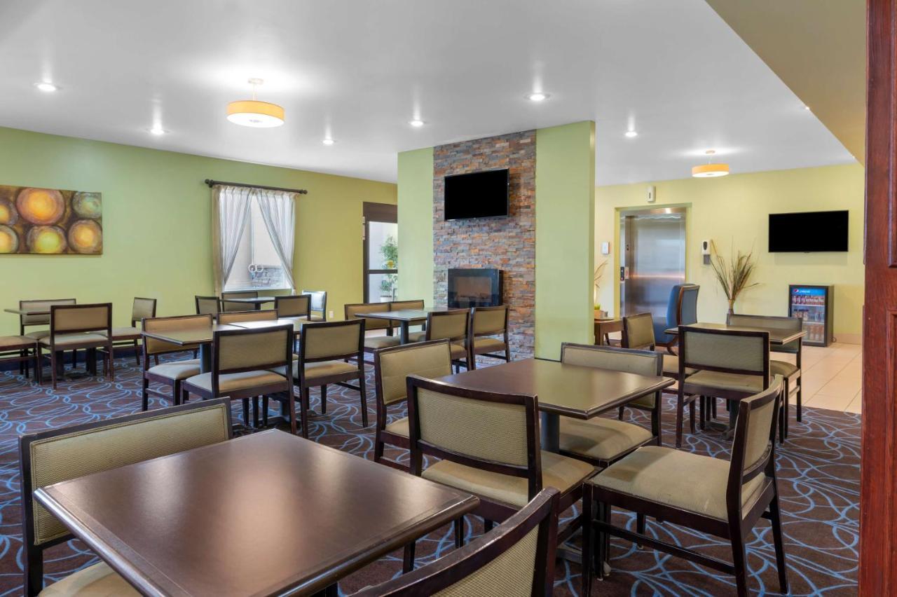 Best Western Plus Covered Bridge Inn Brazil Екстер'єр фото