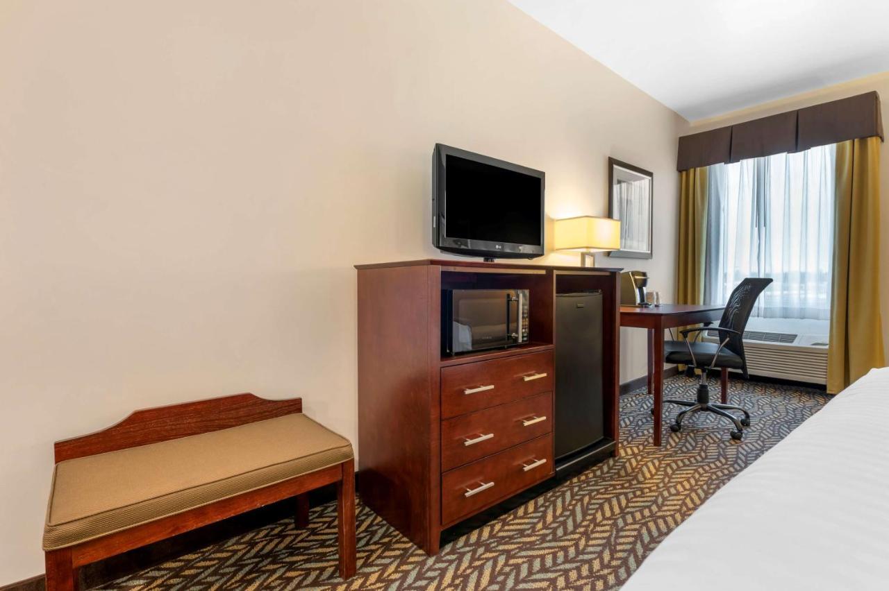 Best Western Plus Covered Bridge Inn Brazil Екстер'єр фото