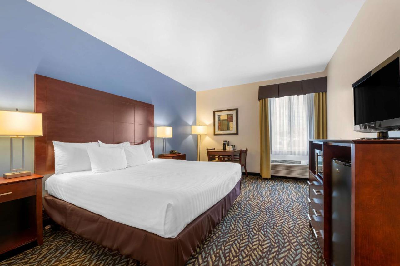 Best Western Plus Covered Bridge Inn Brazil Екстер'єр фото