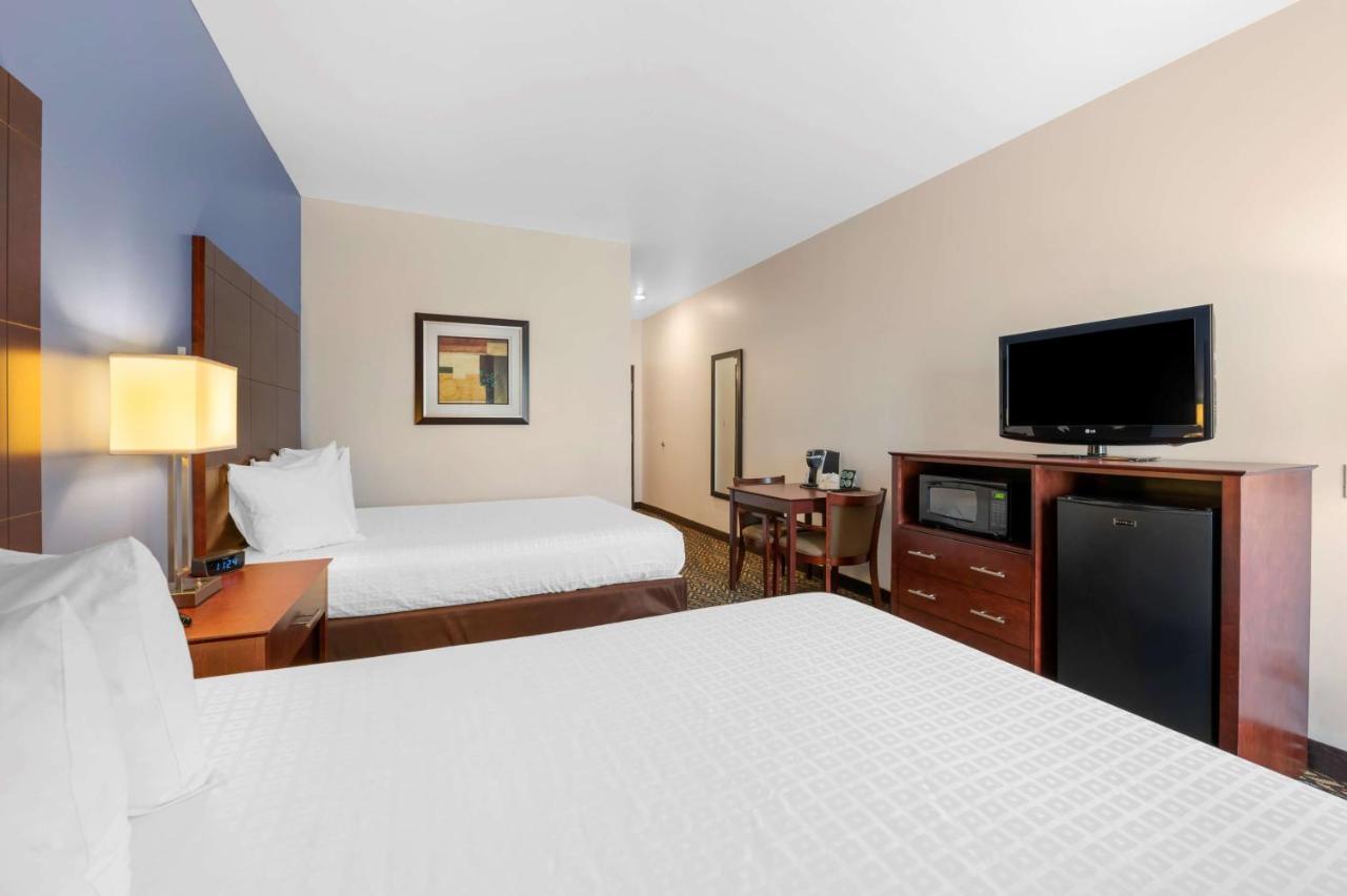 Best Western Plus Covered Bridge Inn Brazil Екстер'єр фото