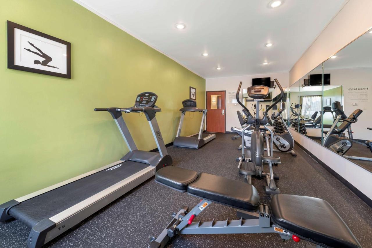 Best Western Plus Covered Bridge Inn Brazil Екстер'єр фото