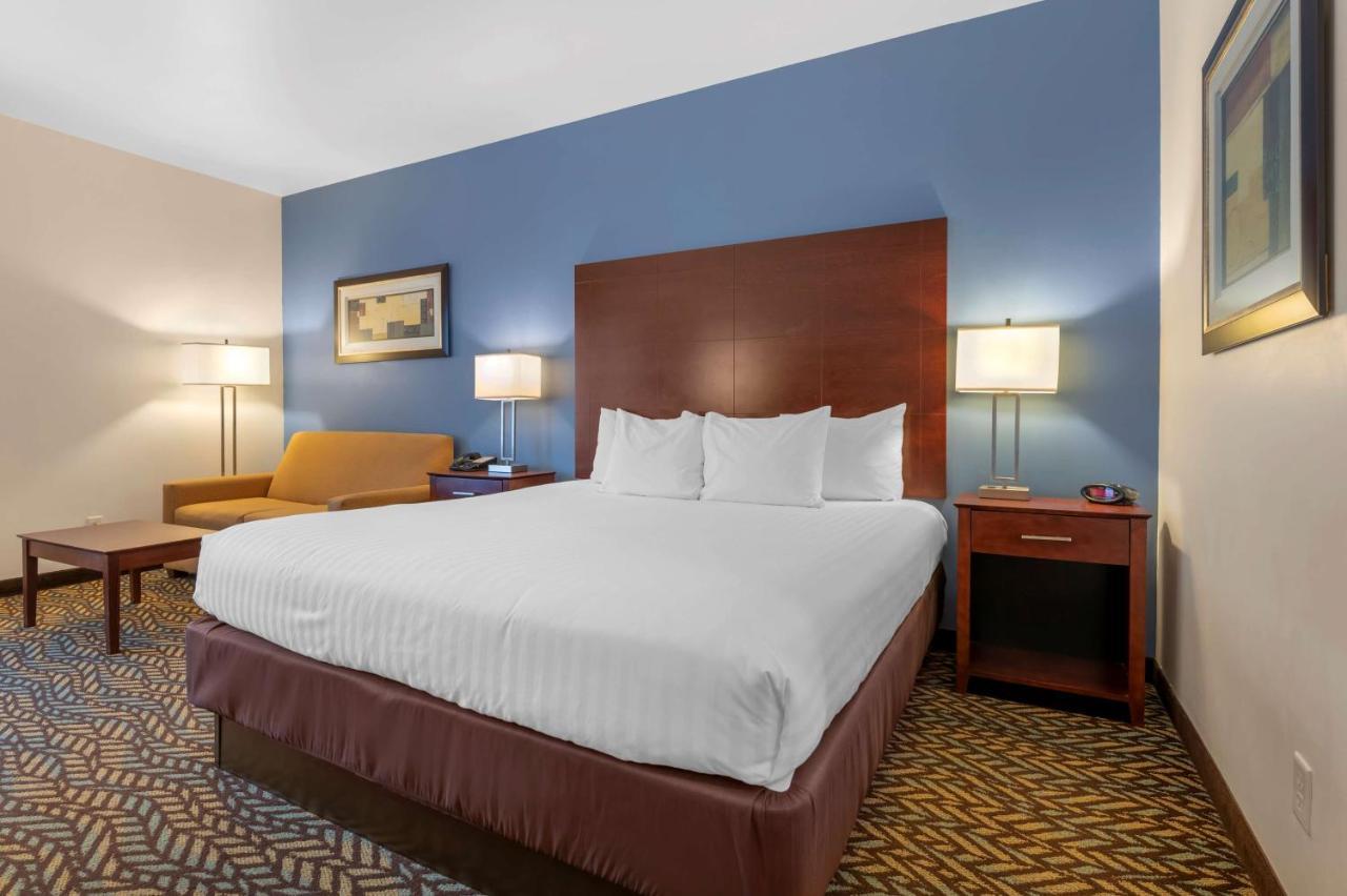 Best Western Plus Covered Bridge Inn Brazil Екстер'єр фото