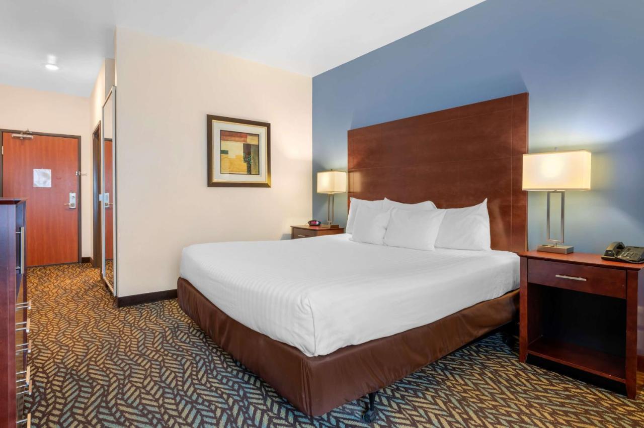 Best Western Plus Covered Bridge Inn Brazil Екстер'єр фото